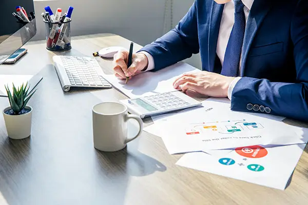 深圳出省旅游哪里最近